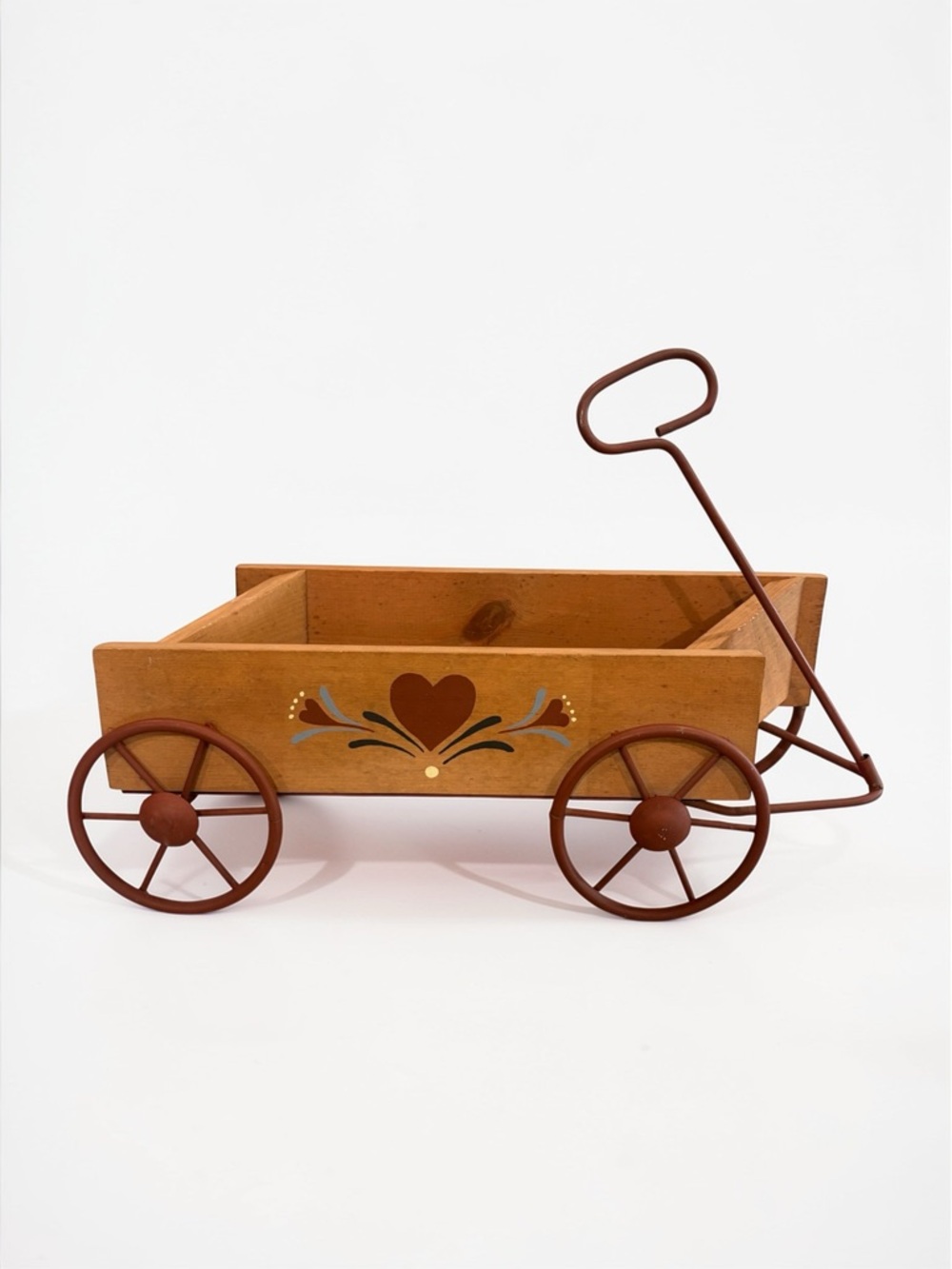 Vintage HOMCO Wood Wagon Wall Pocket Decor W/ Painted Heart Kitchen Mail Shelf